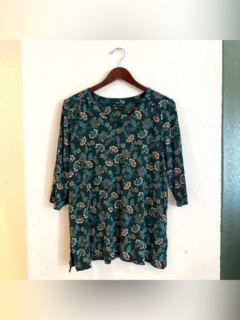J Jill Womens Shirt Tunic Green Floral Short Sleeve Side Slit Size Medium
